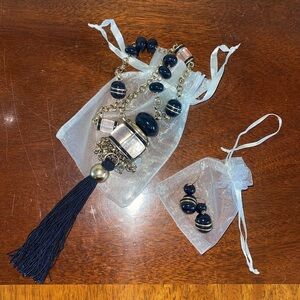 2 pc jewelry set. Pre LOVED. Navy blue & gold-tone: earrings & tassle necklace.